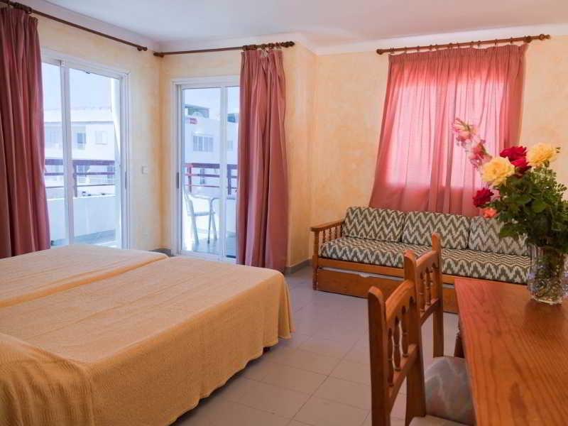 Sol Bay Aparthotel Eivissa